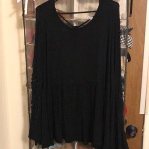 Bell sleeved cinched waist top